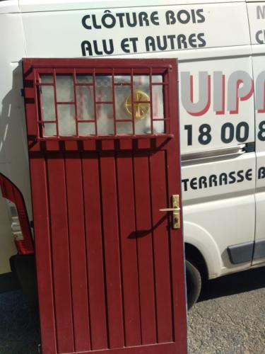 porte dentree montbriSon 20220307 1898662629