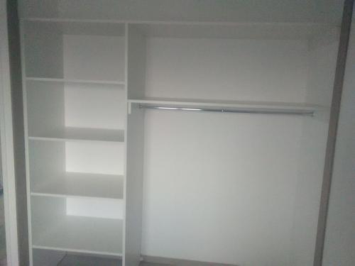 menuiSerie interieur amenagement dreSingporte de placard 20200415 1032535541