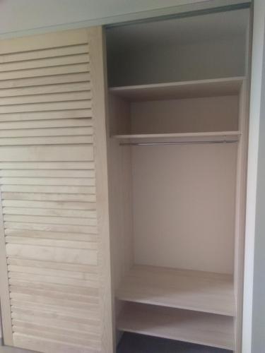 menuiSerie interieur amenagement dreSingporte de placard 20200415 1555162705