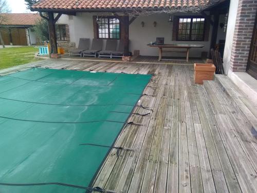 terraSe avant et apreS chantier mollete a chalain le comtal 20200415 1573231800