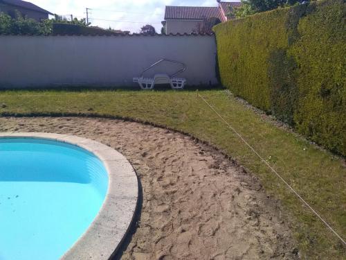 terraSe piScine et mixte chantier dechandon ecotay-moingt 20200415 1155242830