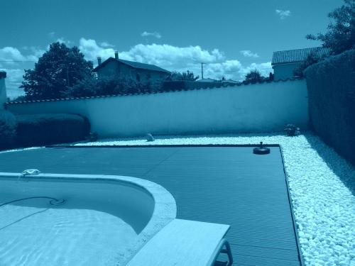 terraSe piScine et mixte chantier dechandon ecotay-moingt 20200415 1834312302