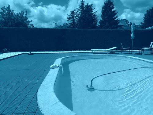 terraSe piScine et mixte chantier dechandon ecotay-moingt 20200415 1846083708